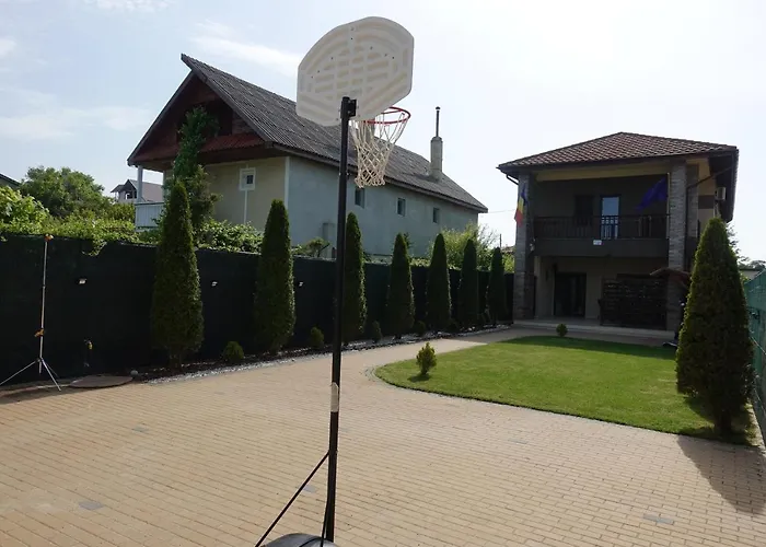 Casa Pontica Pensjonat Două Mai