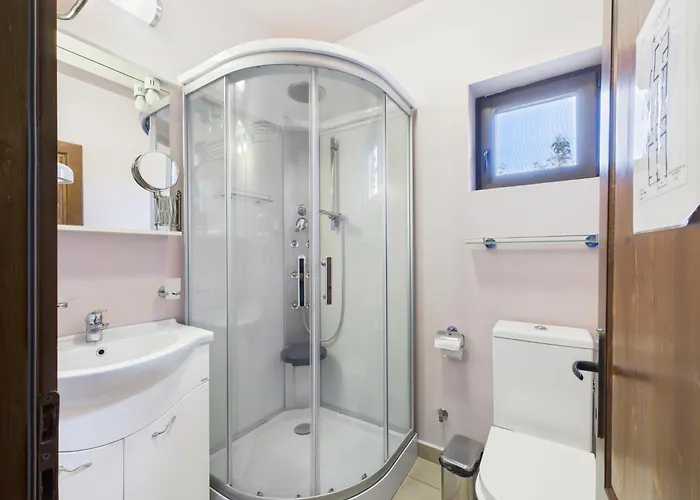 Casa Pontica Două Mai