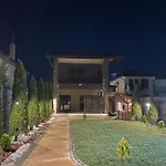 Casa Pontica 3*