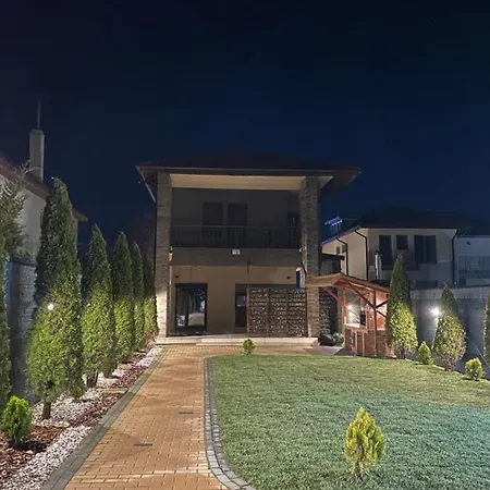 Casa Pontica 3*