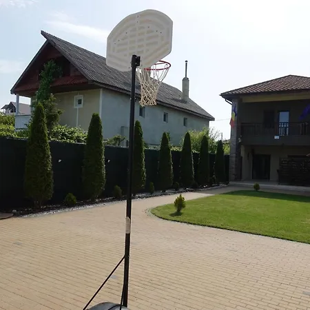 Casa Pontica 게스트하우스 Două Mai